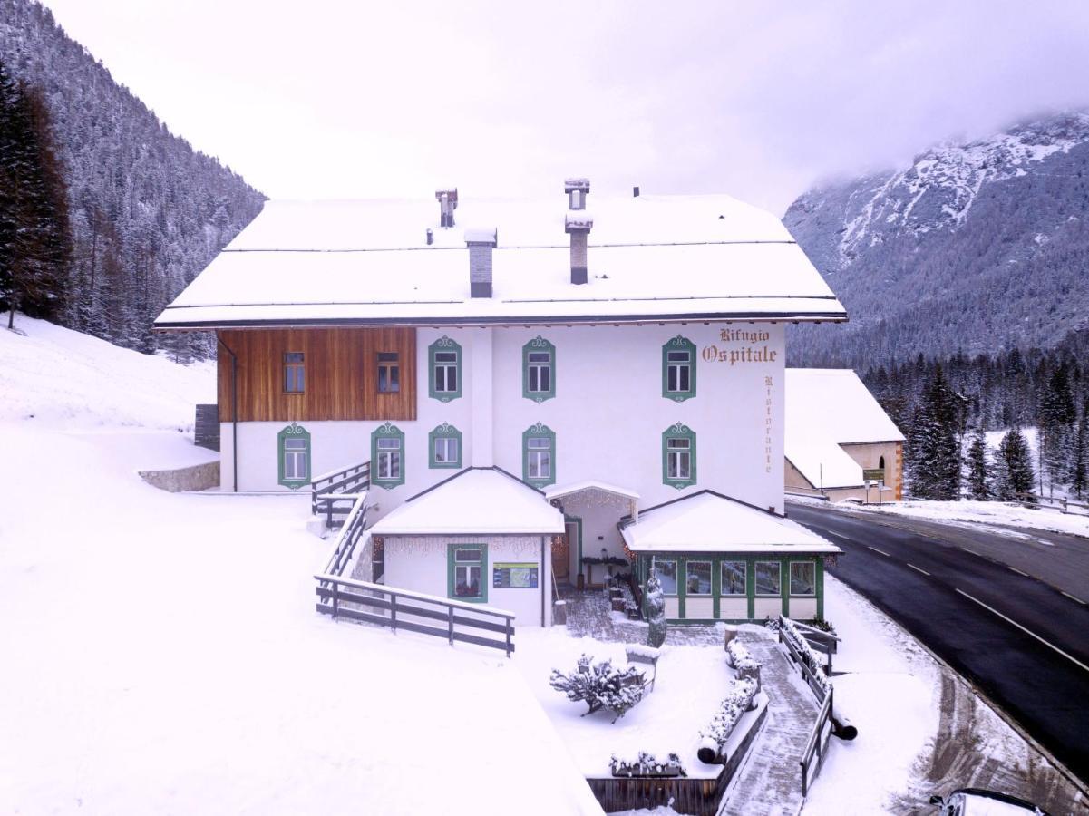 Hotel Ristorante Rifugio Ospitale Cortina dʼAmpezzo Exterior foto