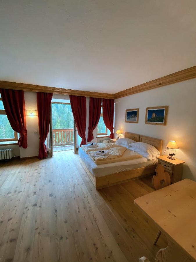 Hotel Rifugio Ospitale Cortina dʼAmpezzo Exterior foto
