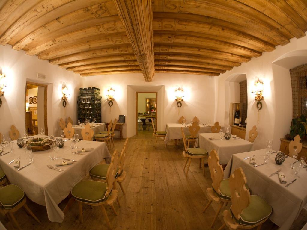 Hotel Ristorante Rifugio Ospitale Cortina dʼAmpezzo Exterior foto