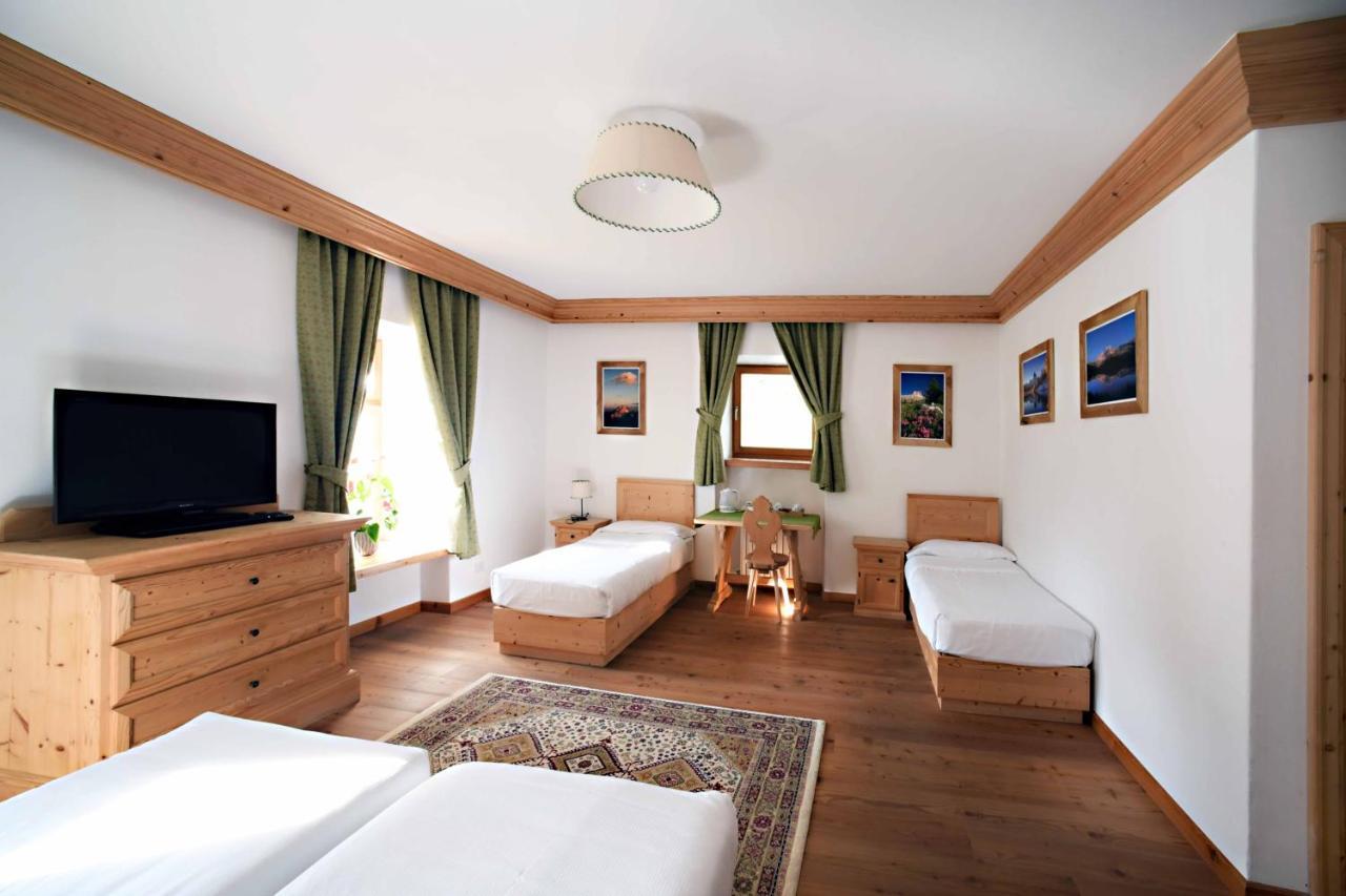 Hotel Rifugio Ospitale Cortina dʼAmpezzo Exterior foto
